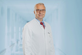 Prof. Dr. Oleg Heizmann, Sprecher des Viszeralonkologischen Zentrums und Chefarzt der Klinik für Allgemein-, Viszeral- und Thoraxchirurgie.